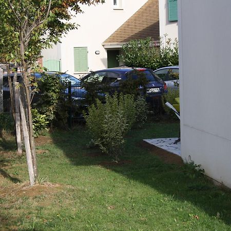 Gite La Villa Omagny Paris Marne-La-Vallee Exterior foto